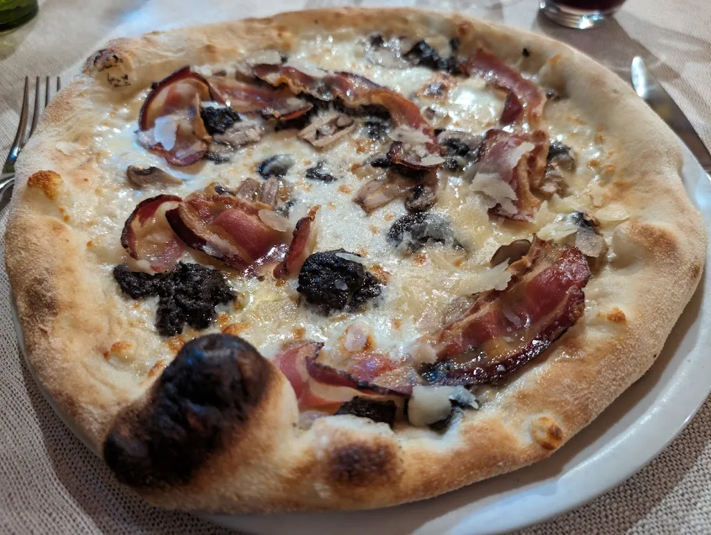 Ca'Romea Ristorante Pizzeria_Mira Taglio_slider_image_2