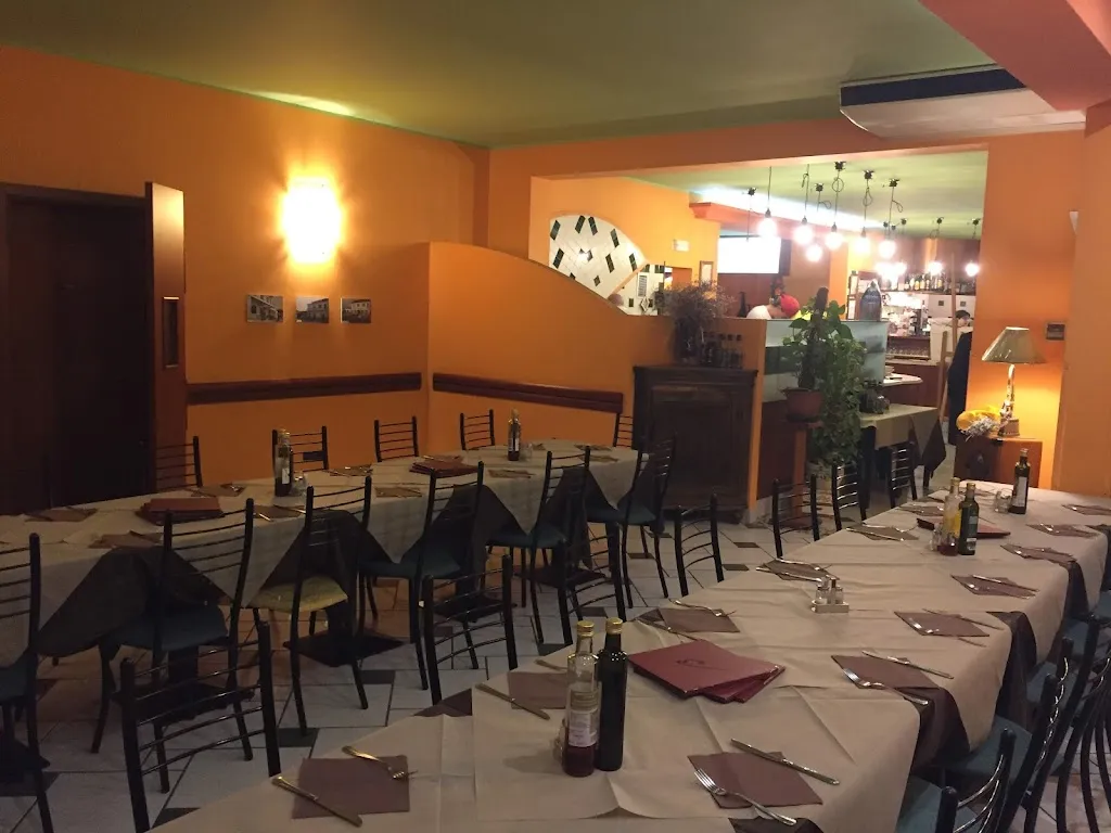 Osteria Berati_Mira Taglio_slider_image_1