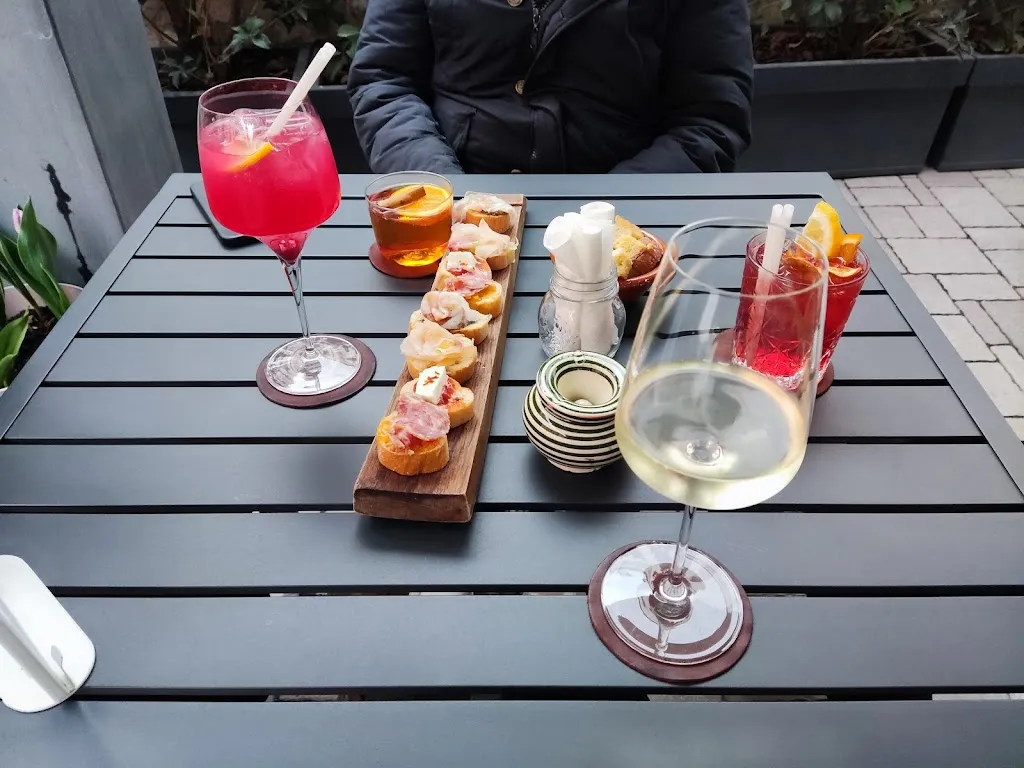 Decasa Degusteria_Montebello Vicentino_slider_image_2