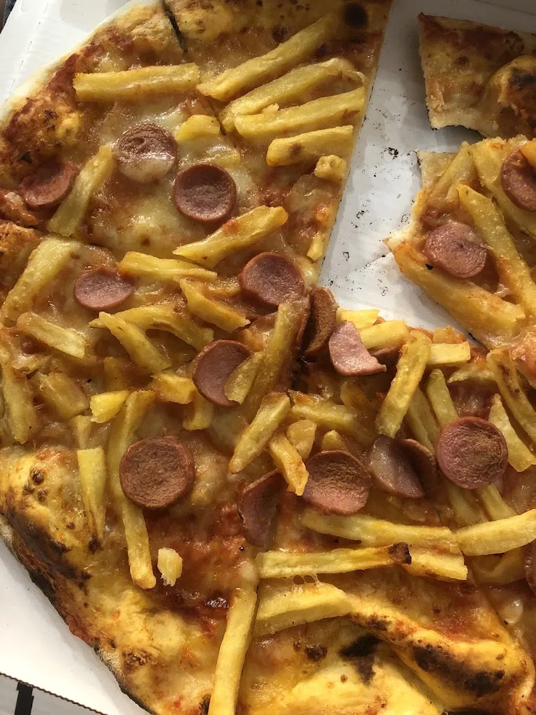 aurora zaro_Pizza OK Montebello_Montebello Vicentino_review