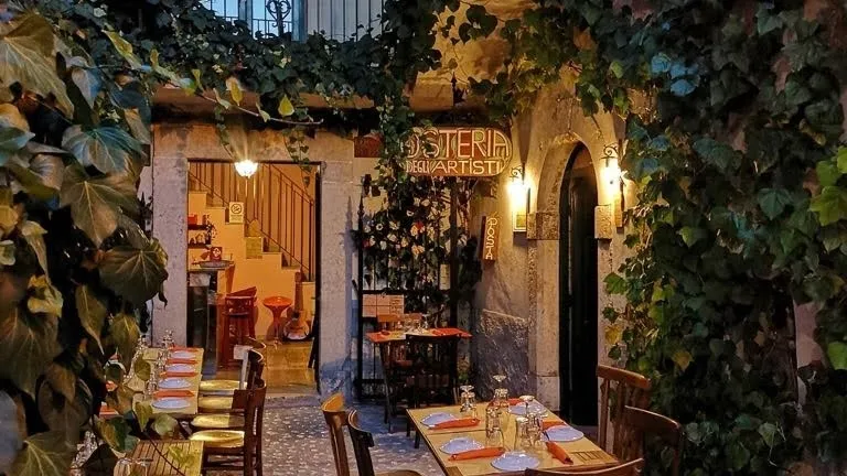 Osteria degli Artisti restaurant in Celano