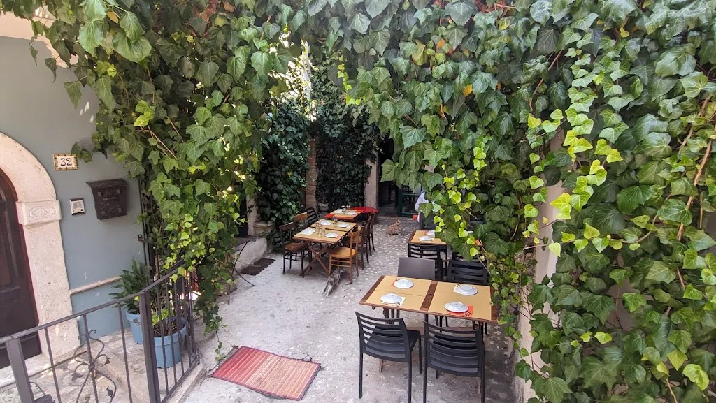 Osteria degli Artisti_Celano_slider_image_2