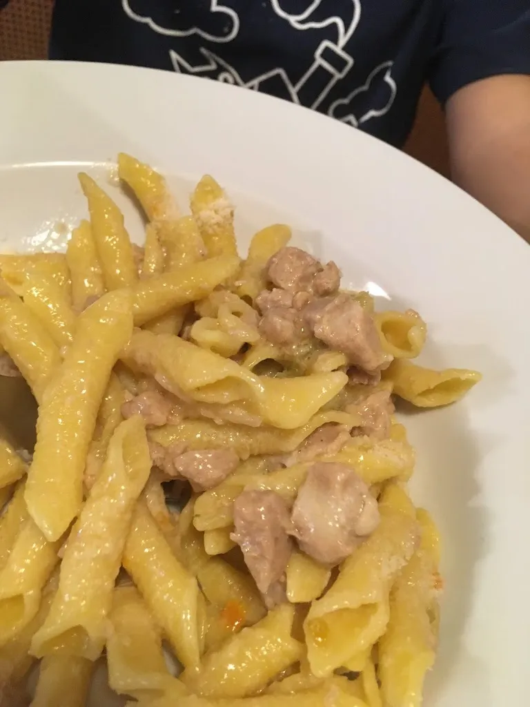 LRL_La Rocca_Montagnana_review