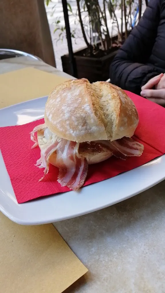 Vincenzo Flora_Tomanin _Montagnana_recensione