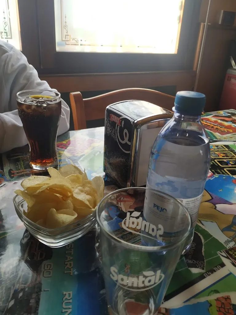 Menu_Here by sandro_Montagnana_image_9