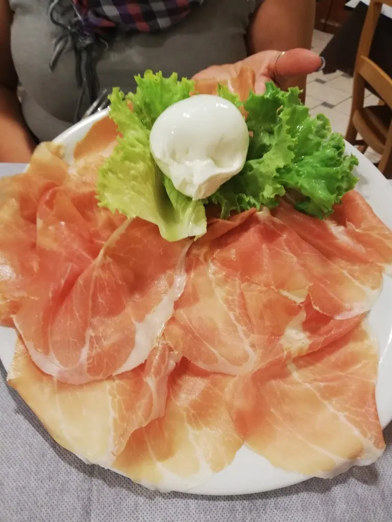 Selena Bagatin_Trattoria Pizzeria Al Ponte_Montagnana_review