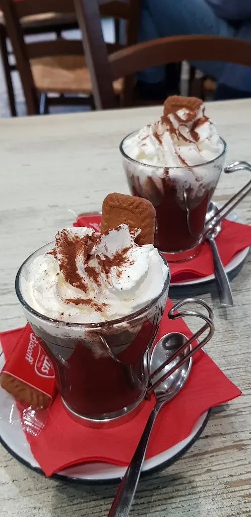 Lara Antonella Crivelli_Al Baretto_Montecchio Precalcino_recensione