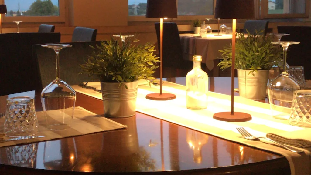 Giardino degli Ulivi Srl restaurant in Monteviale