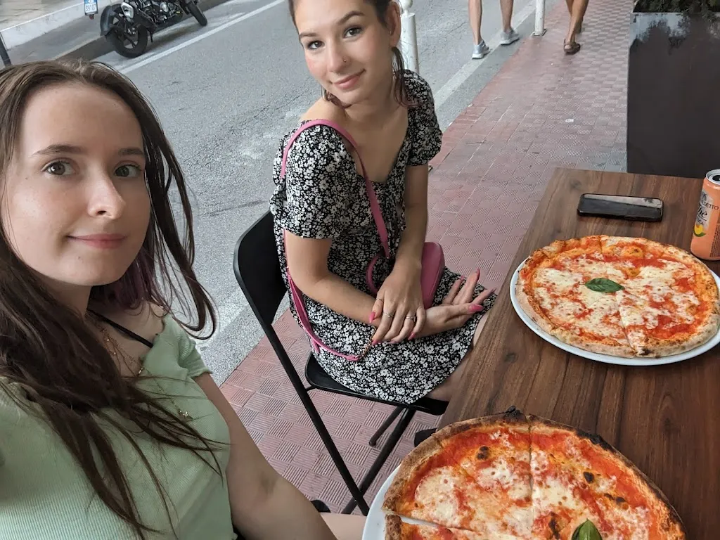 MiMi Holly Waters_Calima, forme e sapori._Mogliano Veneto_review