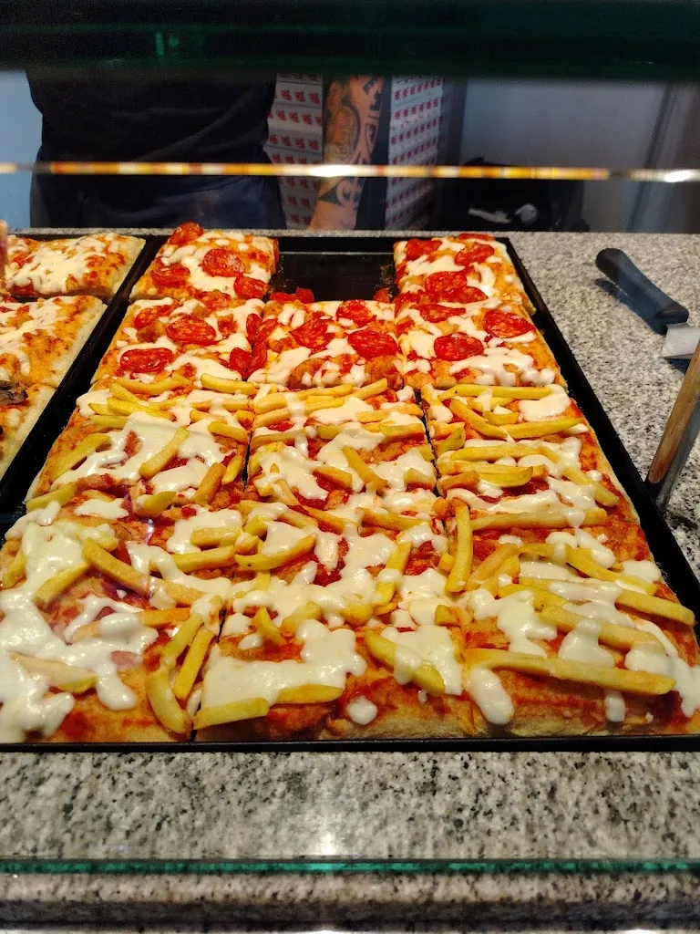 Pizza al Pezzo Tortuga 2.0_Mogliano Veneto_slider_image_3