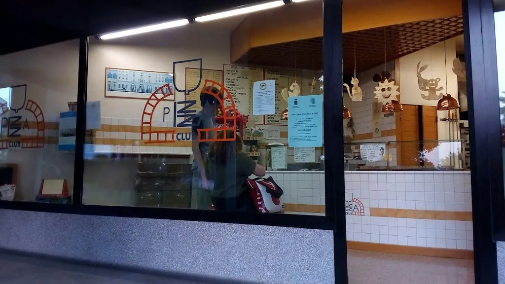 Pizza Club_Mogliano Veneto_slider_image_3
