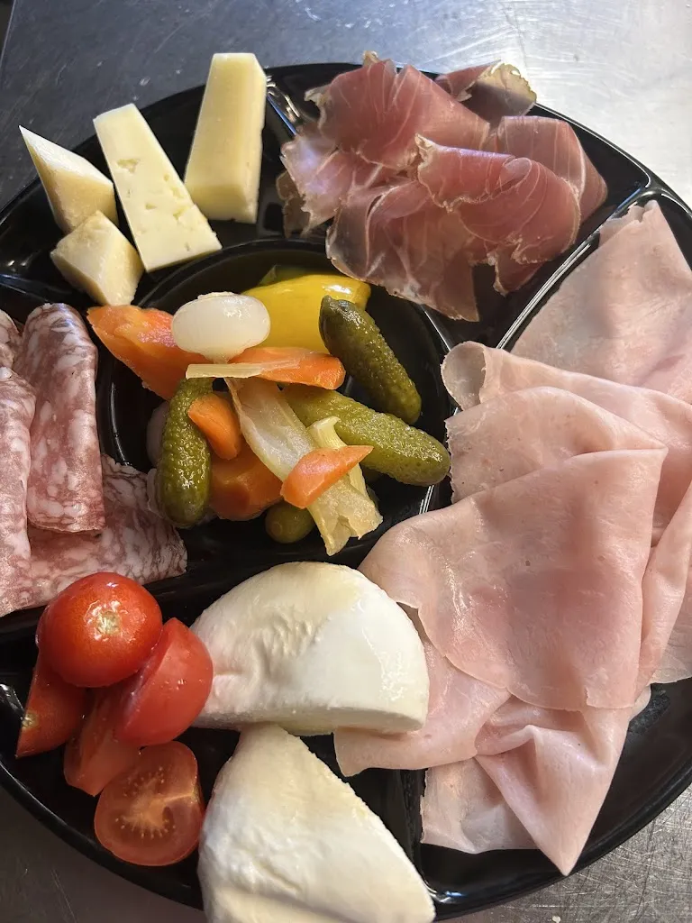 LA DAMA restaurant in Monticello Conte Otto