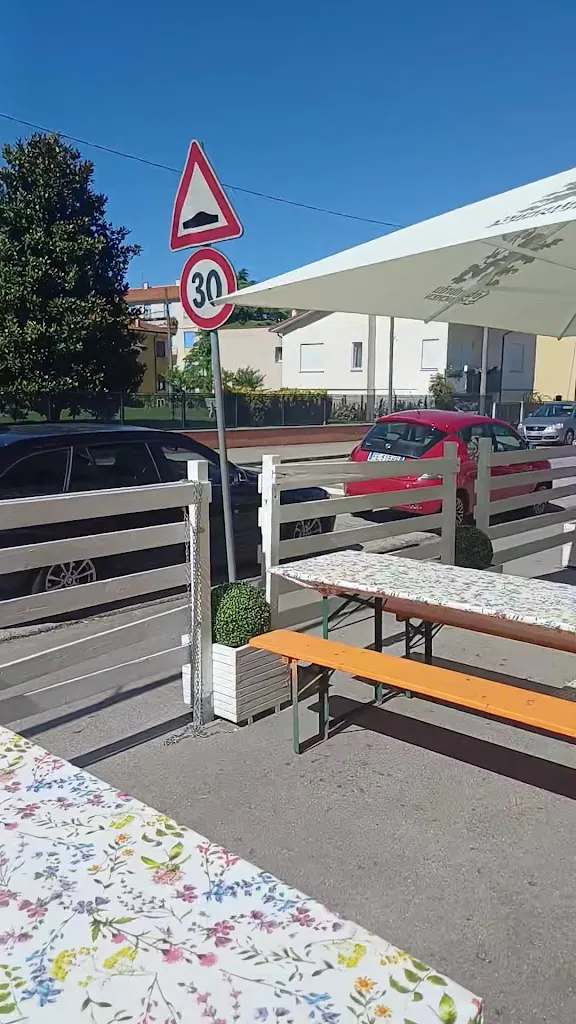 LA DAMA_Monticello Conte Otto_slider_image_2