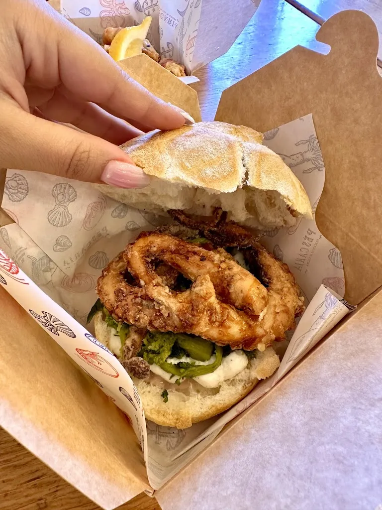 Zumre Karakas_Pescaria_Polignano a Mare_review