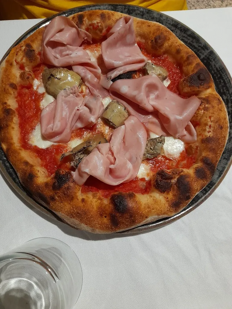 Menu_Pizzeria Catello_Monticello Conte Otto_image_5