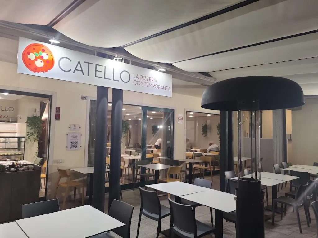 J_Gogo_Pizzeria Catello_Monticello Conte Otto_review