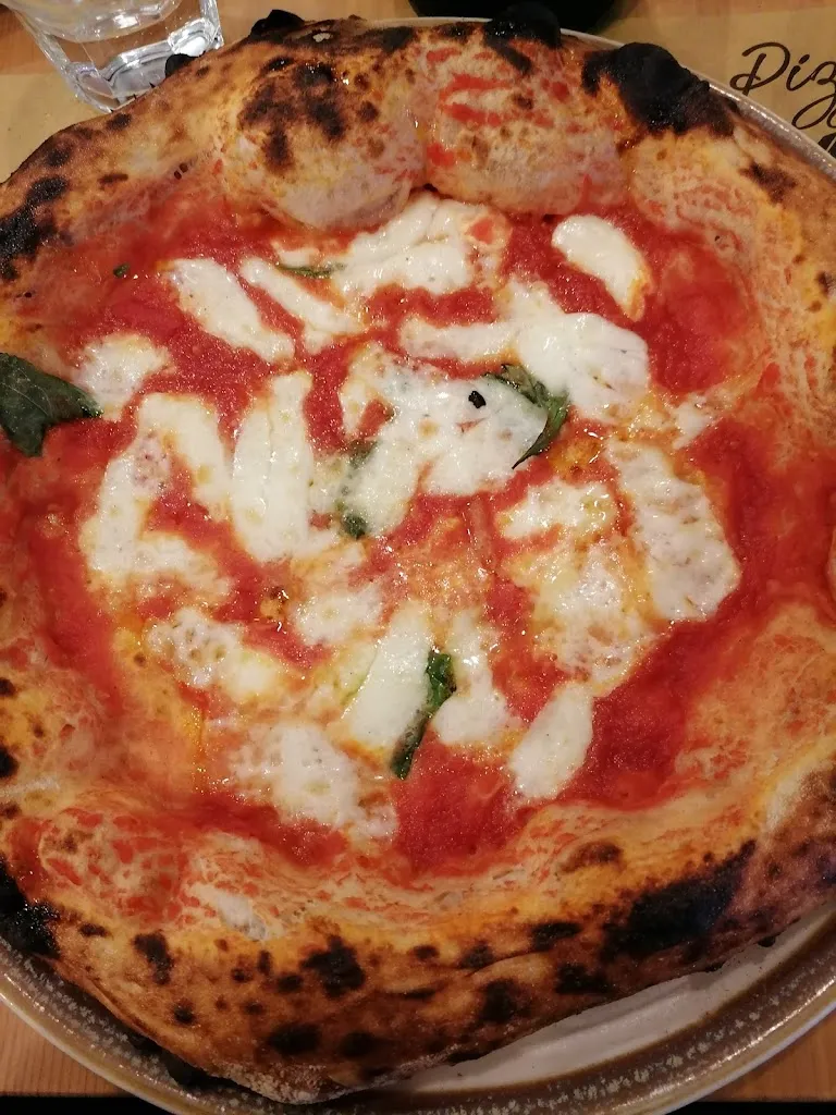 Federica Di Maria_Pizza Lab_Monticello Conte Otto_review