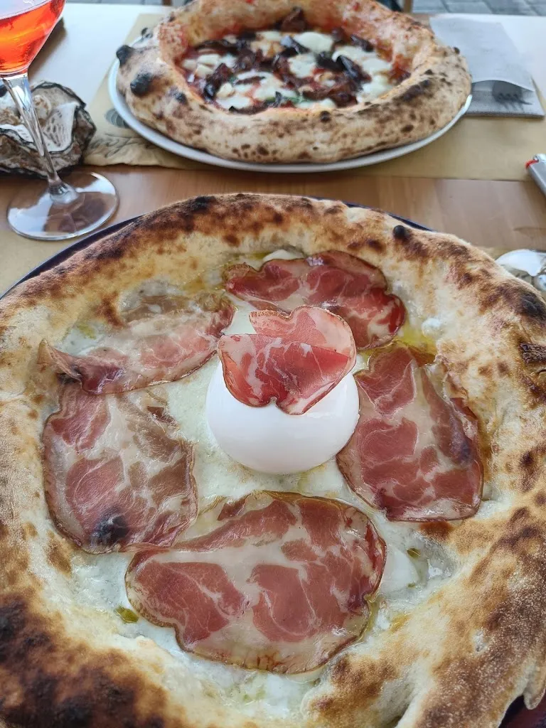 Michiel_Pizza Lab_Monticello Conte Otto_review