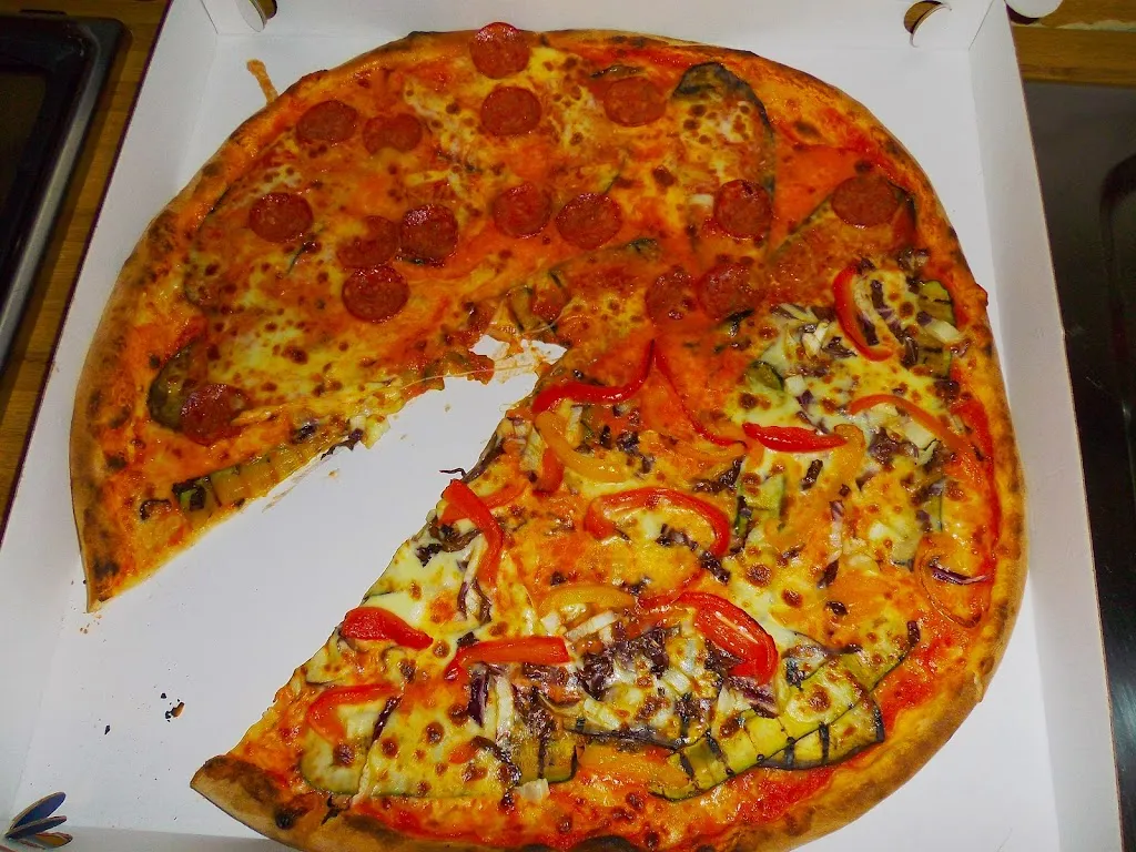 Pizzeria Fortunato_Monticello Conte Otto_slider_image_3