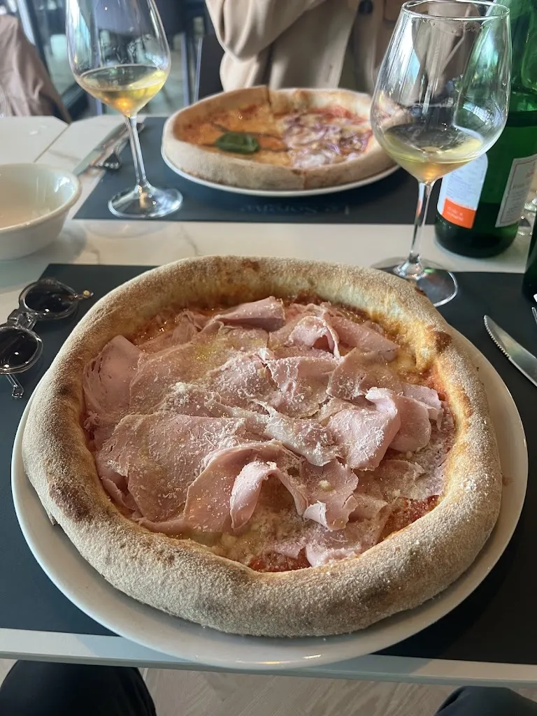 Maxime Yuma_Pizzeria Le Sorgive_Montorio_recensione