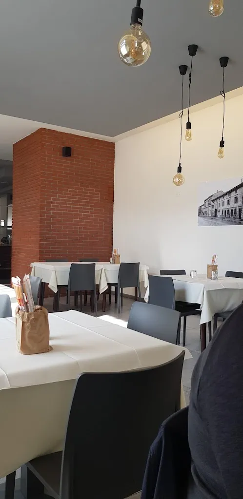 Pizzeria E Trattoria Rosati Snc Di Rosati Romina & C._Mozzecane_slider_image_1