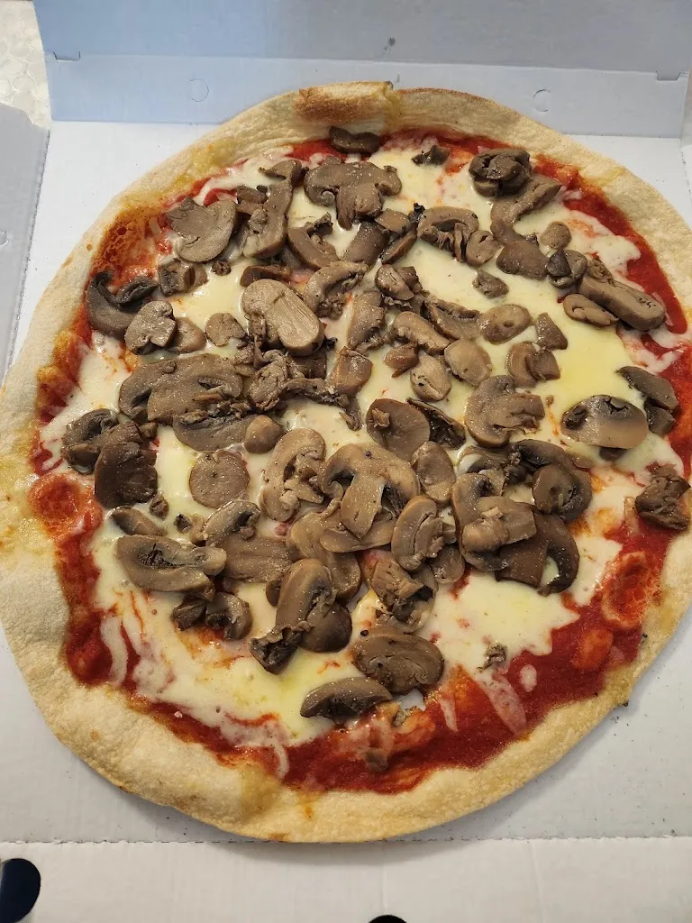 Pizzeria Lo Sfizio restaurant in Mozzecane