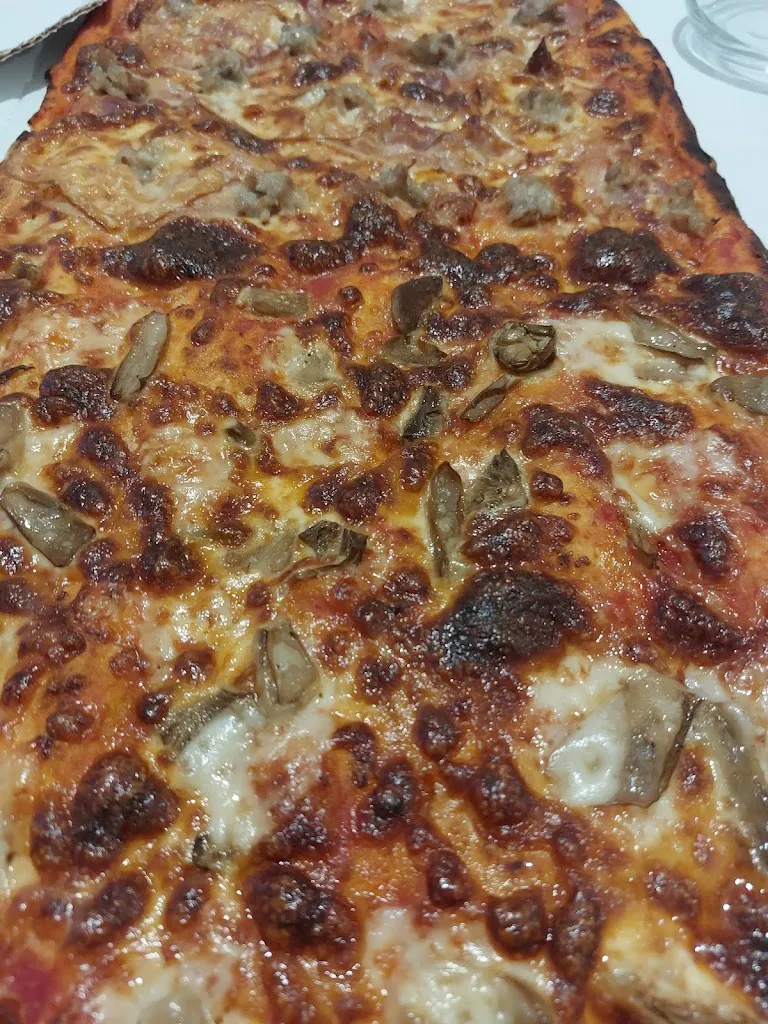 Corin na_Pizzeria al taglio doppio zero_Mozzecane_review