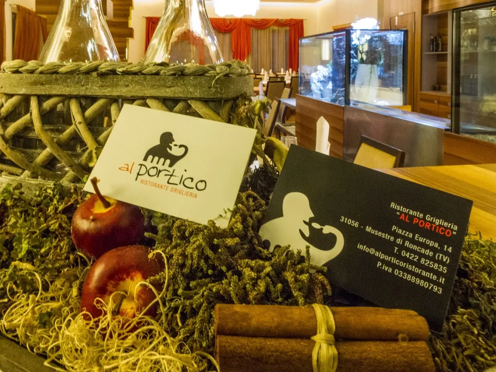 Al Portico Ristorante Griglieria e Pizzeria _Musestre_slider_image_3