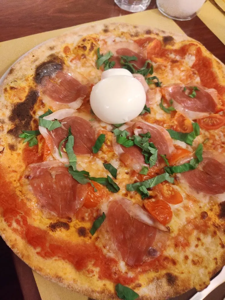 Menu_Pizzeria Pino S.N.C. di Gorghetto Mara e Ivan_Musestre_image_9