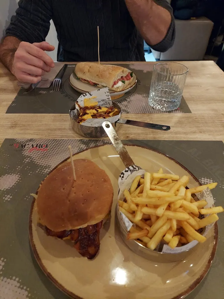Giulia. Smith._AMA Burger • Buns & Burger by al Bacaro •_Motta di Livenza_review