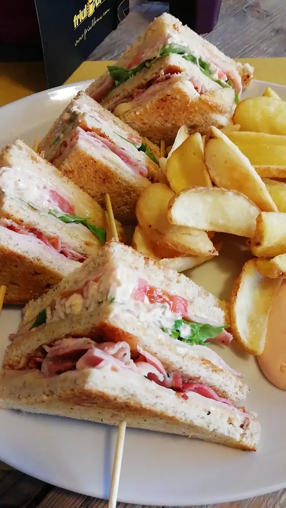 Gallo Matto Risto& American Bar_Motta di Livenza_slider_image_2