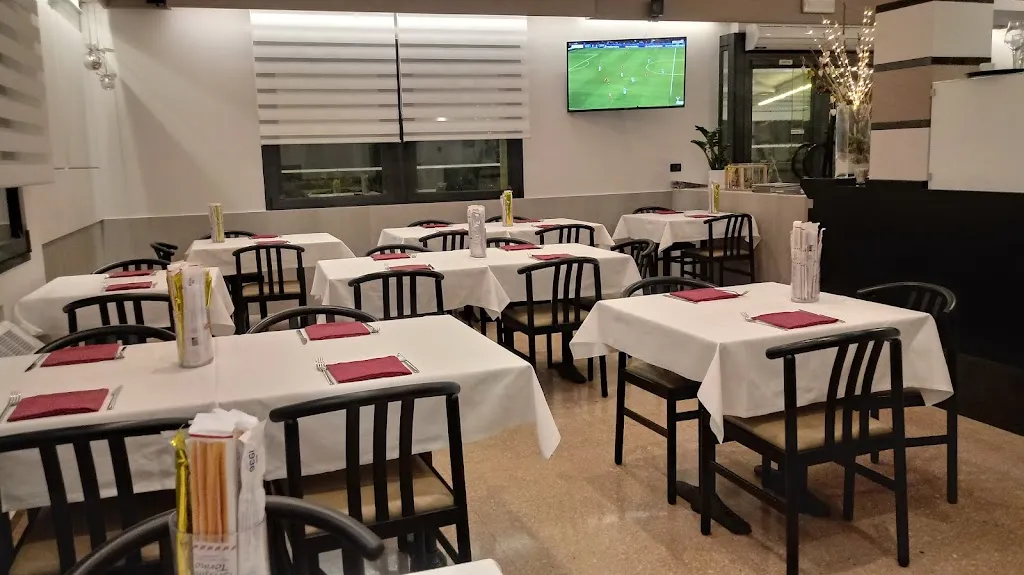 Pizzeria Pesa di Baggio Luca Restaurant in Mussolente