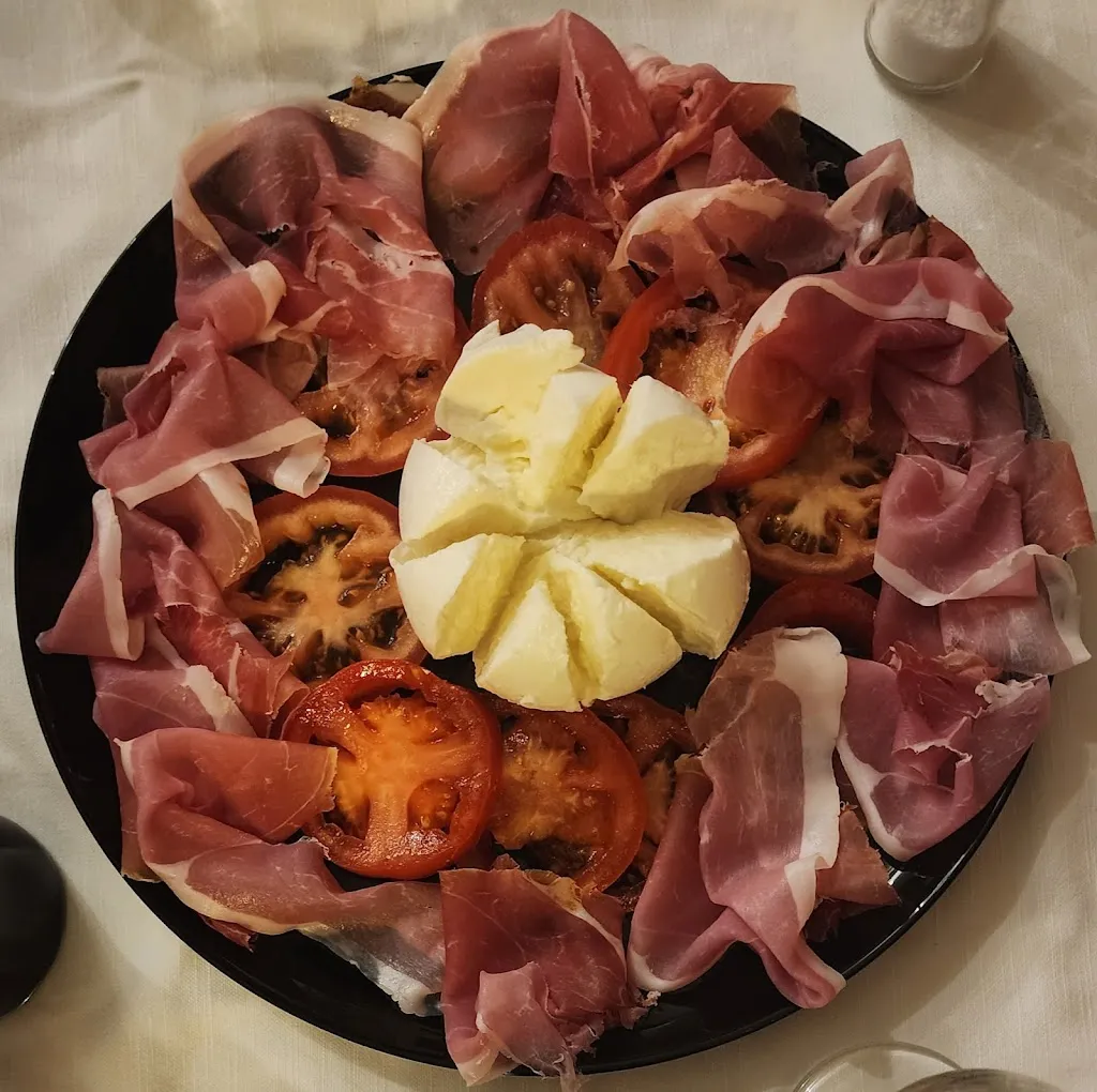 Alex Valdez_Pizzeria Ristorante Servii e Riverii_Montebelluna_recensione