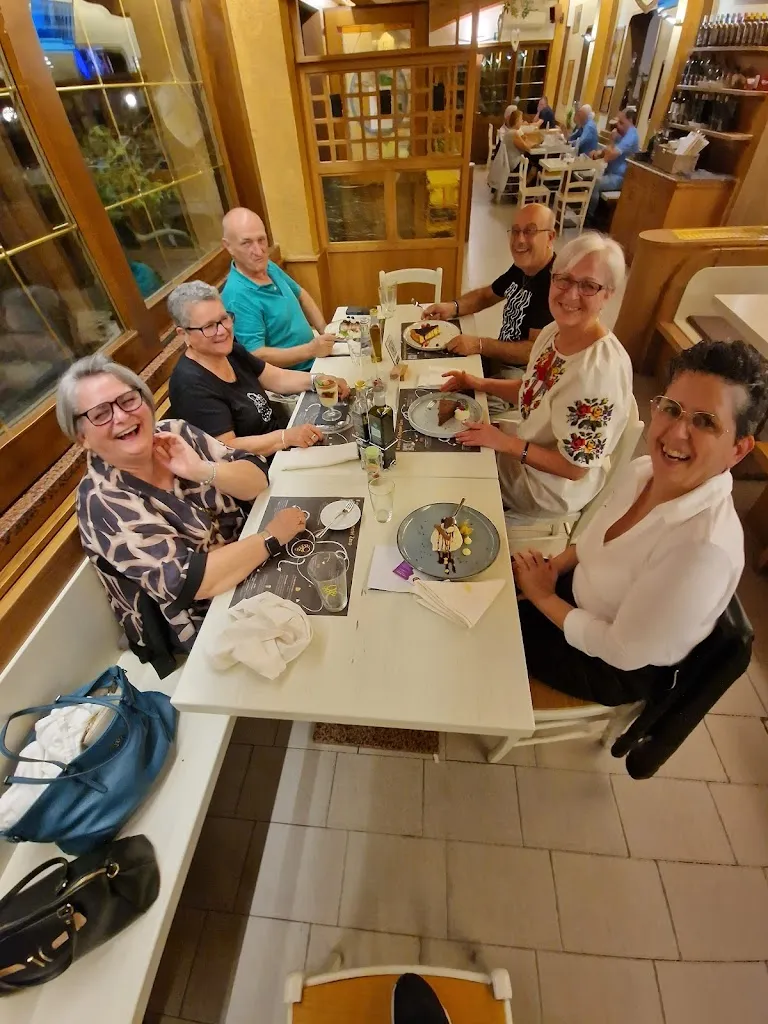 Victoria Dombrov_Pizzeria Al Grappolo d'Oro_Montebelluna_review