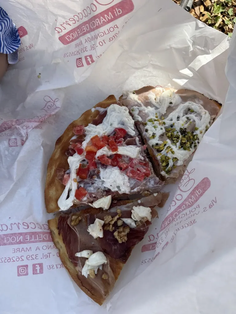 Василена Нанева_La Focacceria Delle Noci Marco_Polignano a Mare_review