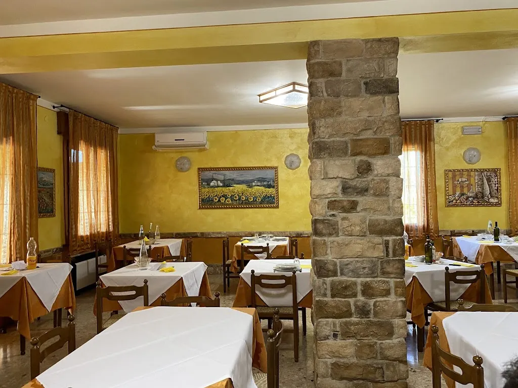 Trattoria Da Mario Ai Pascoli restaurant in Montebelluna
