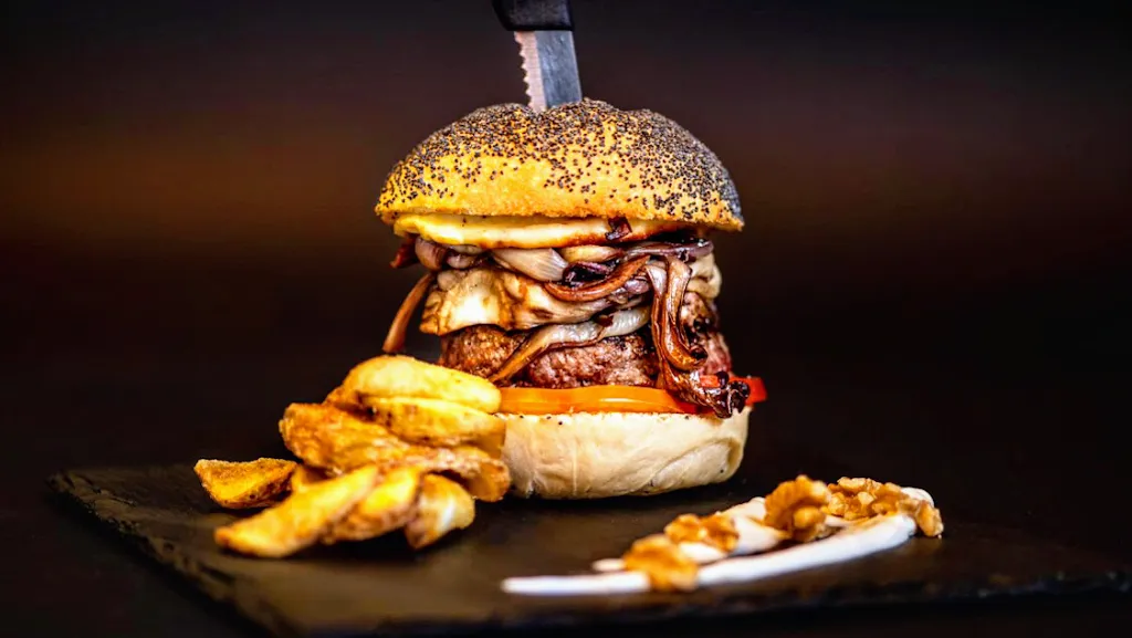 Stonehenge pub restaurant in Montebelluna