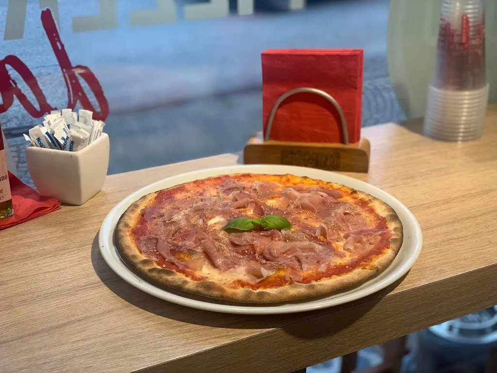 Pizzeria d’asporto iDomi_Montebelluna_slider_image_3