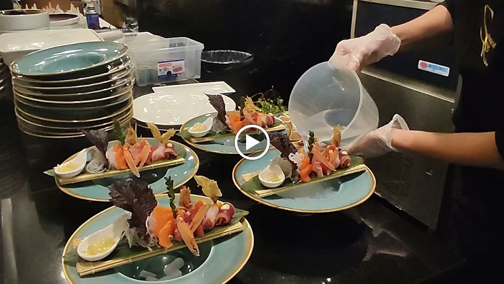 Salmon Rise Sushi | Montebelluna_Montebelluna_slider_image_2