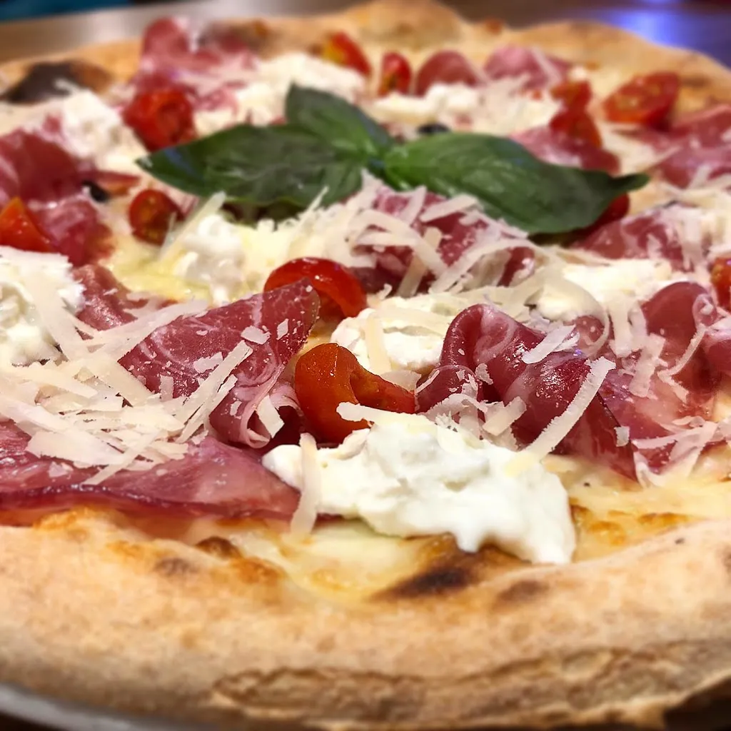 Gusto 76.9_Nogara_slider_image_3