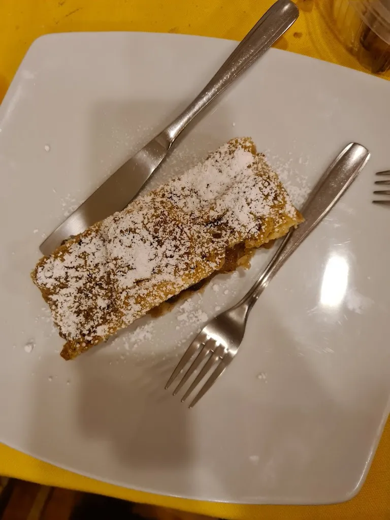 Nicole Zanella_Speck Stube Col del Bosco_Nervesa della Battaglia_review