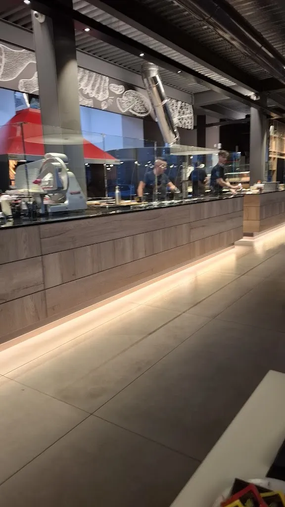 Corrado Trivellato_Open Space_Noventa Vicentina_review