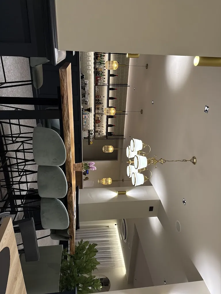 Basavaraj Herakal_Hotel Ristorante Gelateria da Romagnolo_Noventa Vicentina_review