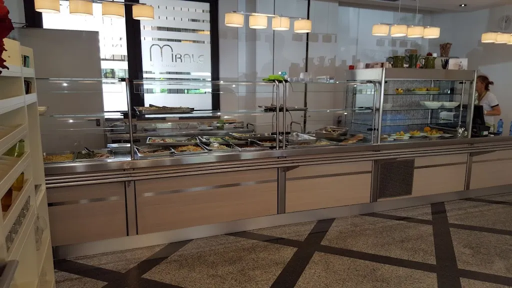 Mirale Di Veshi Ermira restaurant in Oltre Brenta