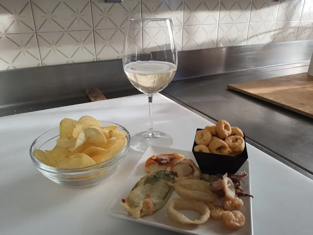 Bar Insomnia Cafe'_Orgiano_slider_image_1