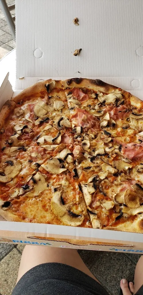 Kari Hammons_Pizzeria Al Bivio Oderzo_Oderzo_Bewertung