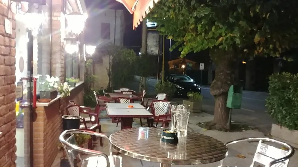 Bar Pizzeria Porteghetto restaurant in Ospedaletto Euganeo