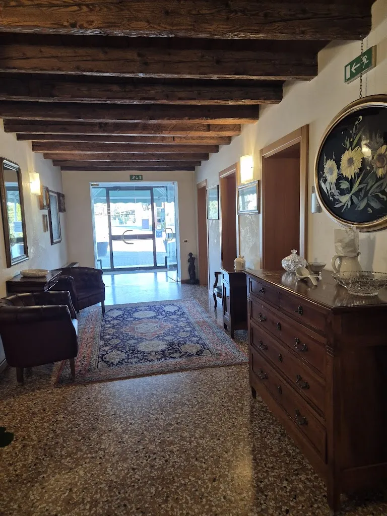 Gianpaolo Godani_Hotel Villa Altura_Ospedaletto Euganeo_recensione