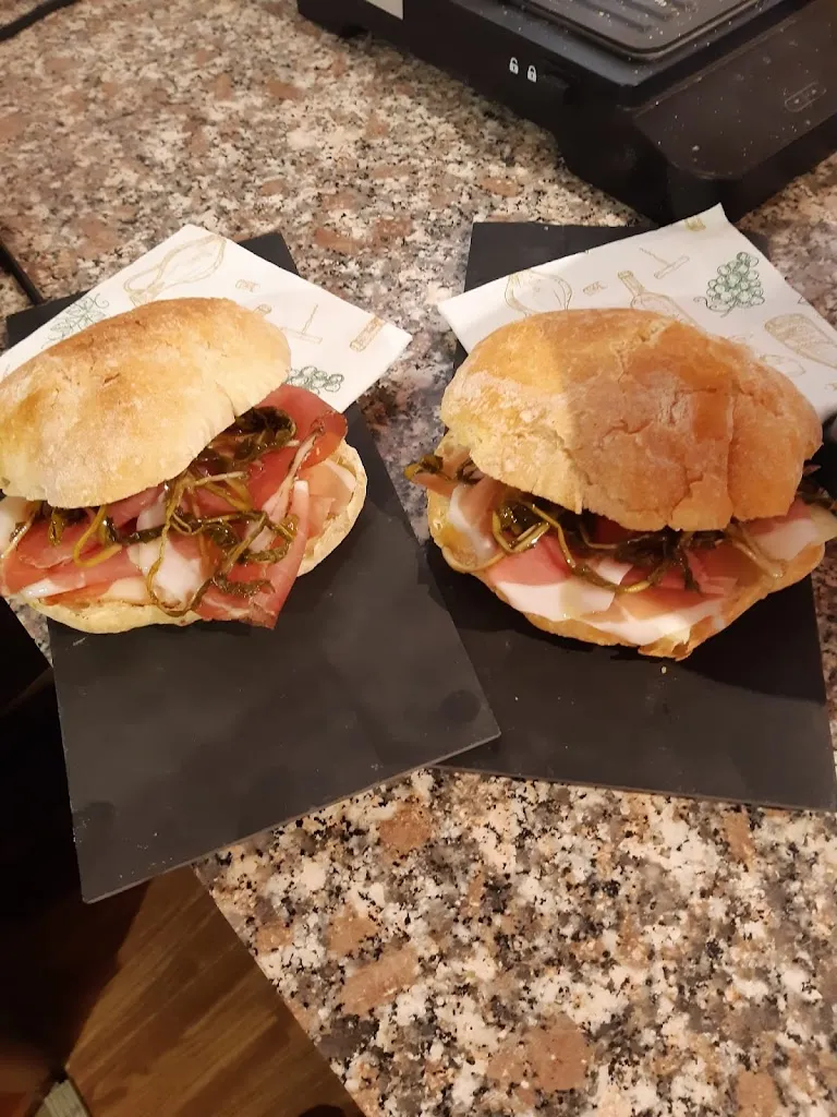 PANINOTECA, BAR, BIRRERIA, CAFFè, infopoint, IL COVO DEI ZATER_Perarolo di Cadore_slider_image_3