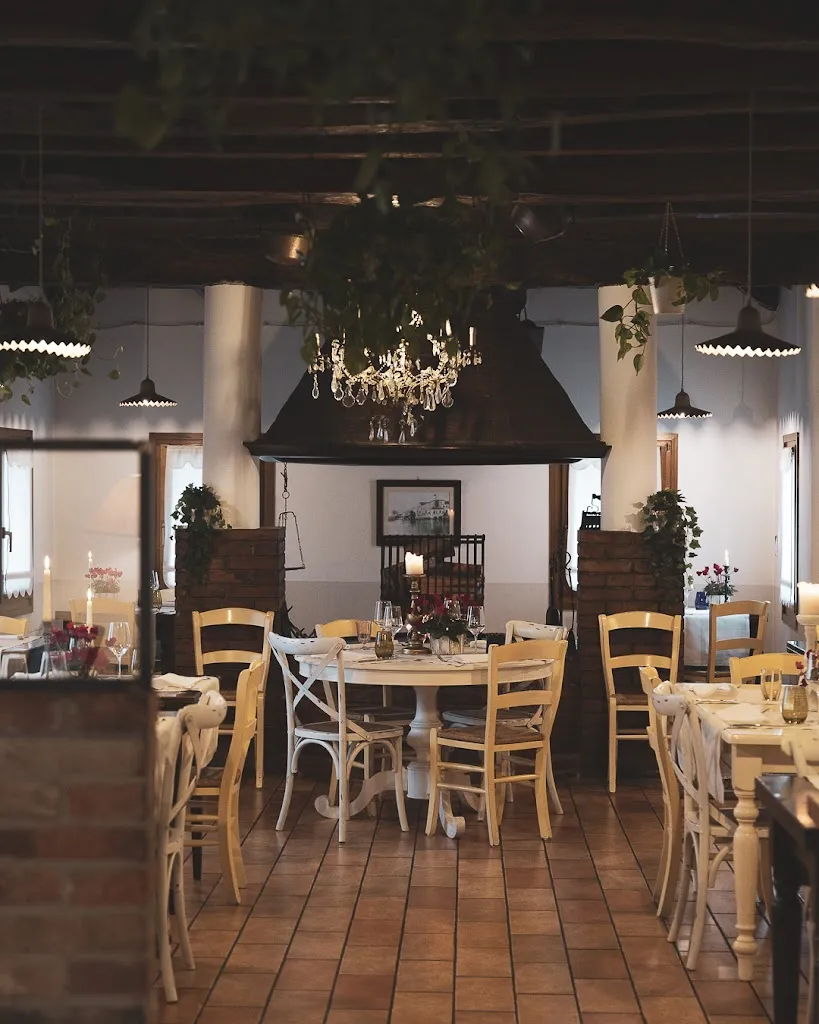 Ristorante Perbacco restaurant in Peseggia-Gardigiano